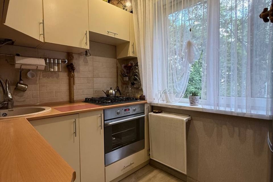 Продаётся 2-комнатная квартира, 42.2 м²