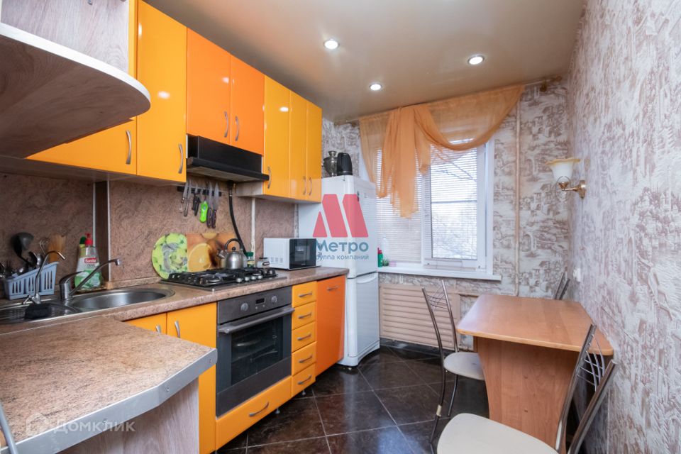 Продаётся 3-комнатная квартира, 60.2 м²