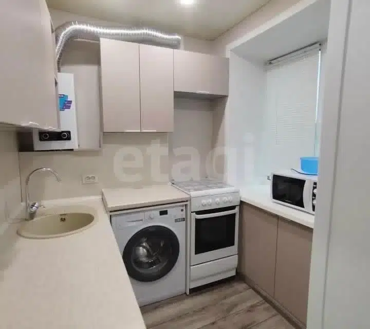 Сдаётся 2-комнатная квартира, 38 м²