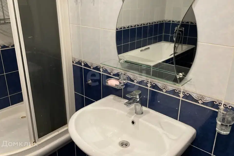Продаётся 1-комнатная квартира, 59 м²
