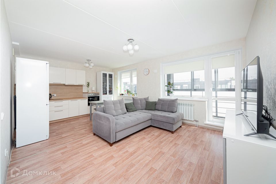 Продаётся 2-комнатная квартира, 56.5 м²