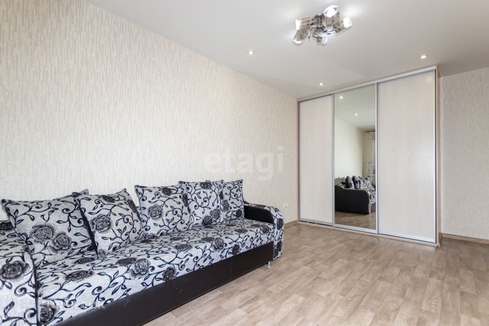 Продаётся 2-комнатная квартира, 56 м²