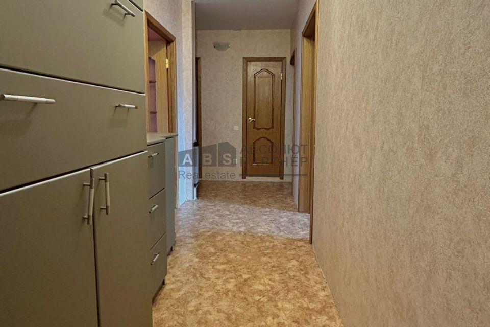 Продаётся 3-комнатная квартира, 75.7 м²