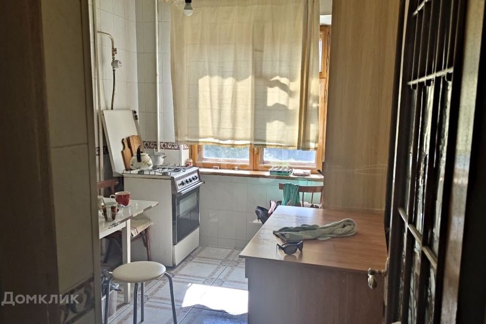 Продаётся 4-комнатная квартира, 80 м²