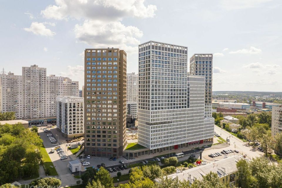 Продаётся 2-комнатная квартира, 65 м²