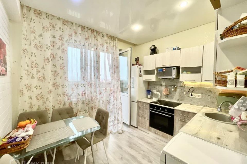 Продаётся 2-комнатная квартира, 54.3 м²