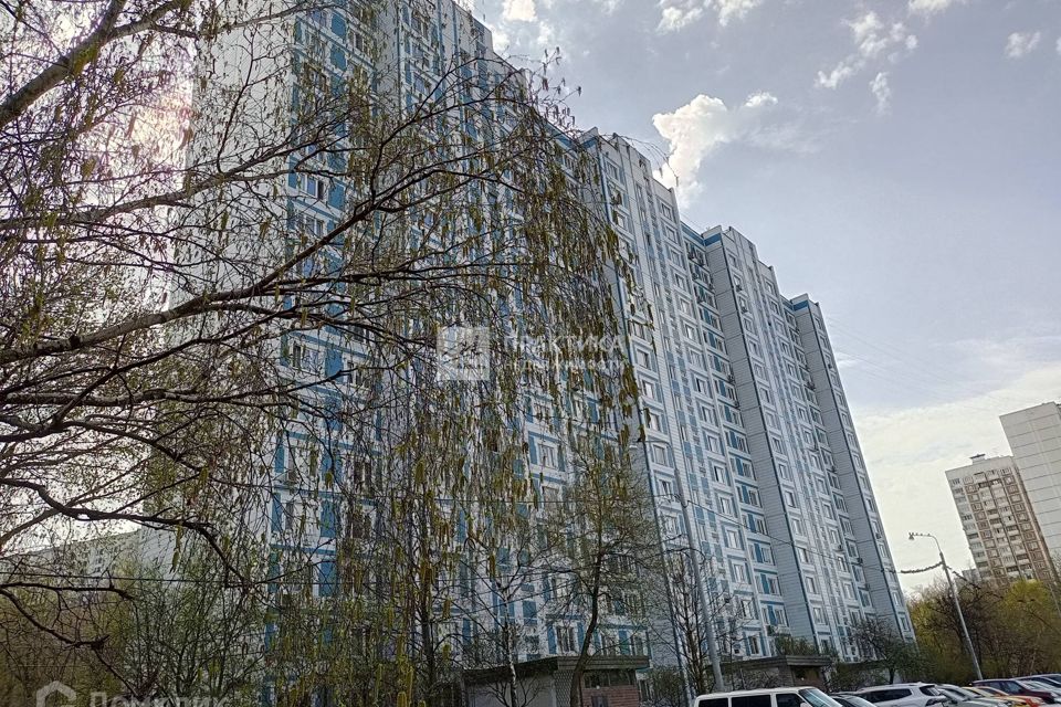 Продаётся 1-комнатная квартира, 38 м²