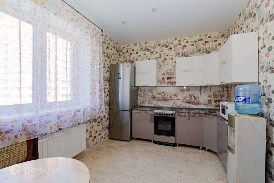Продаётся 1-комнатная квартира, 52.4 м²