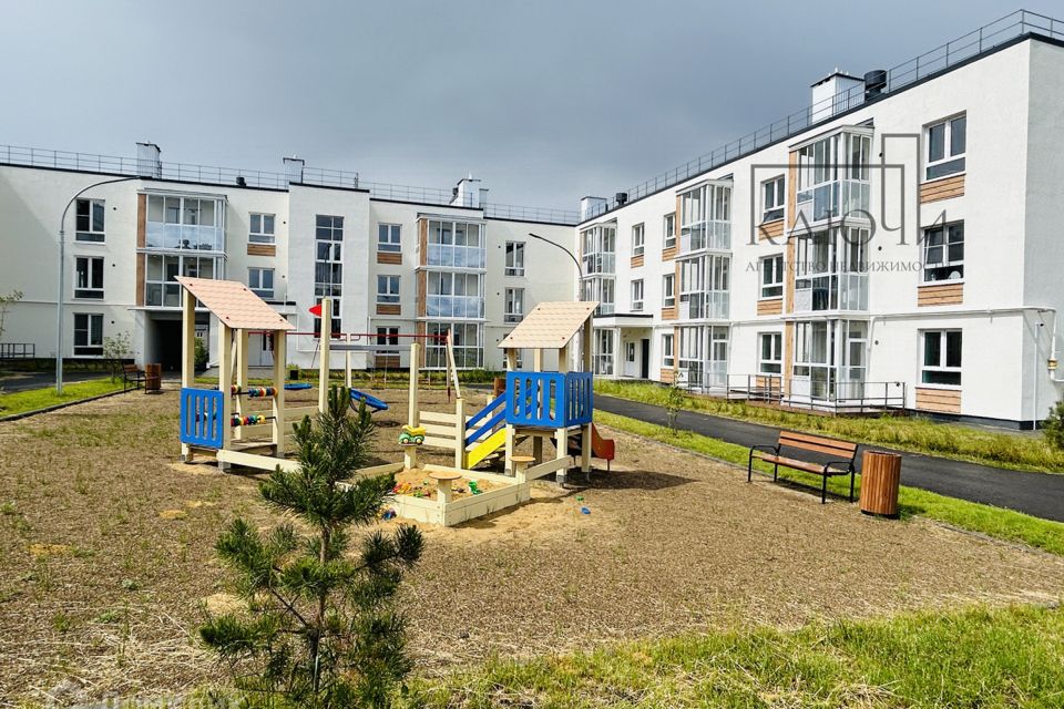 Продаётся 2-комнатная квартира, 91.18 м²