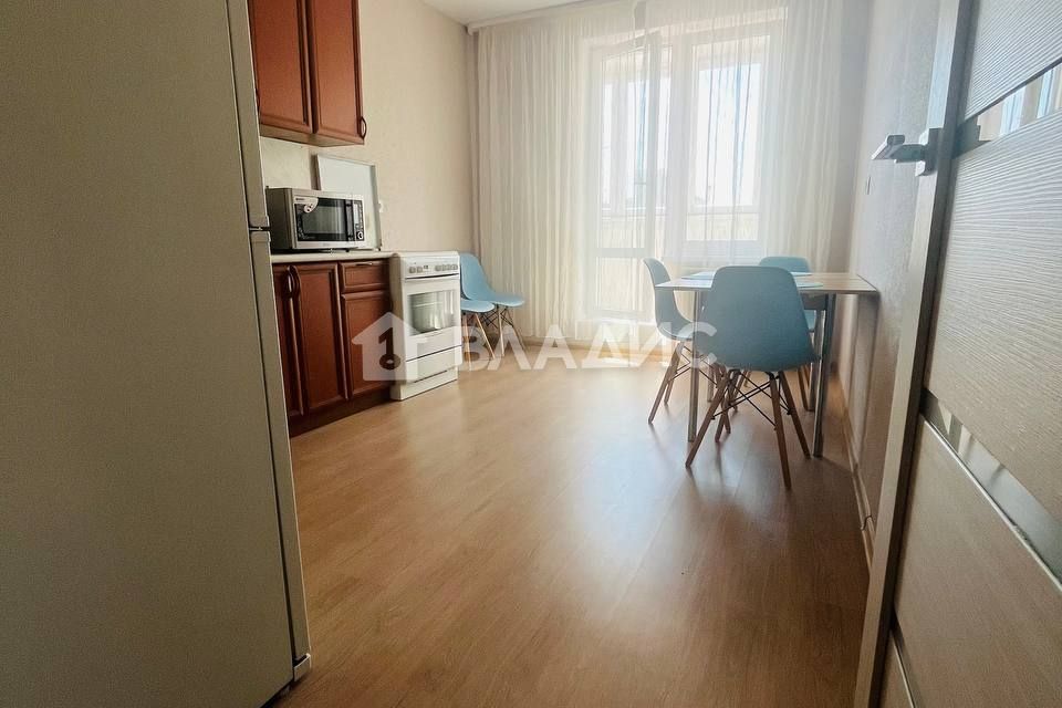 Продаётся 1-комнатная квартира, 40.7 м²