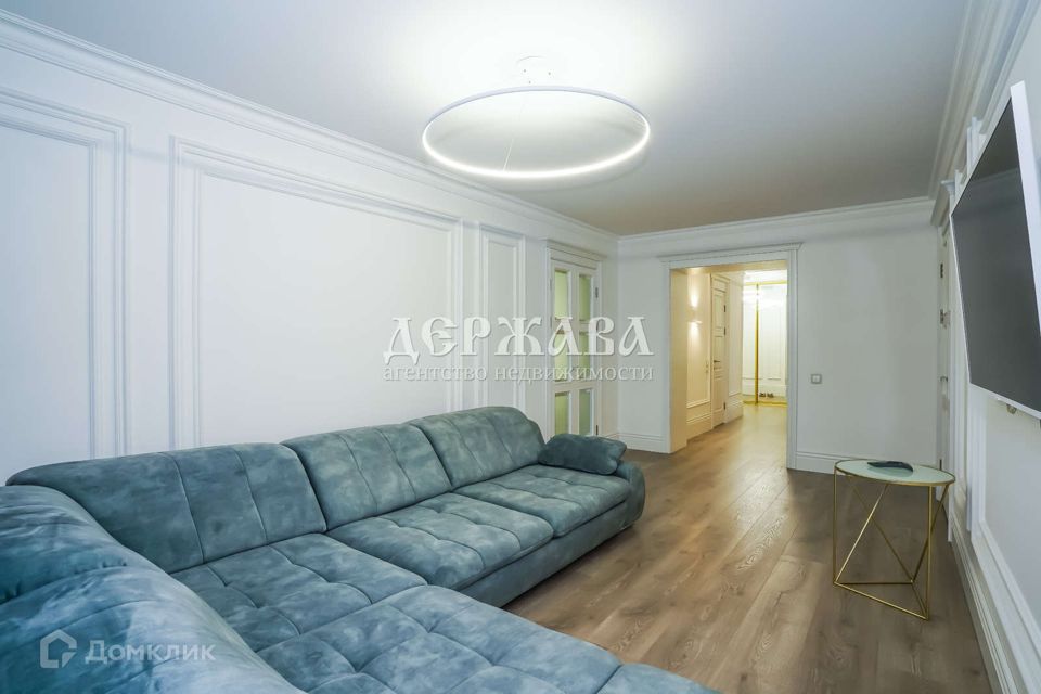 Продаётся 3-комнатная квартира, 92.3 м²