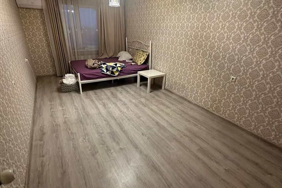 Продаётся 1-комнатная квартира, 43.3 м²