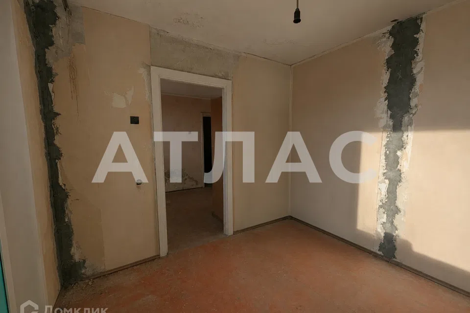 Продаётся 3-комнатная квартира, 56.3 м²