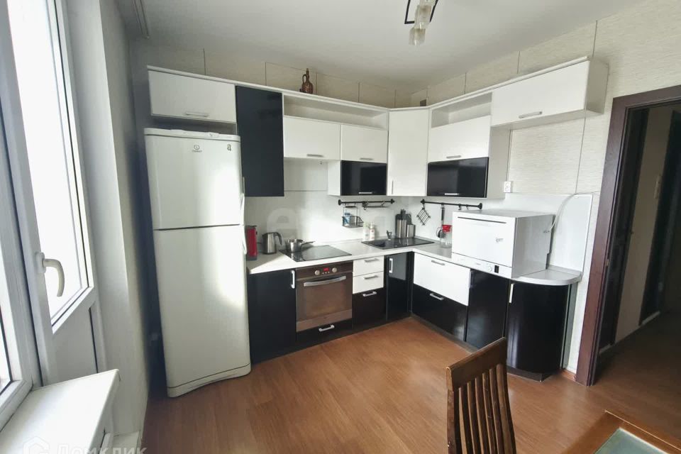 Продаётся 2-комнатная квартира, 62.1 м²