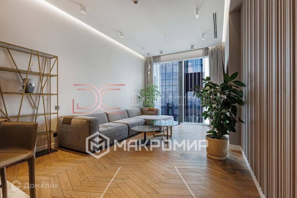 Сдаётся 2-комнатная квартира, 67.5 м²