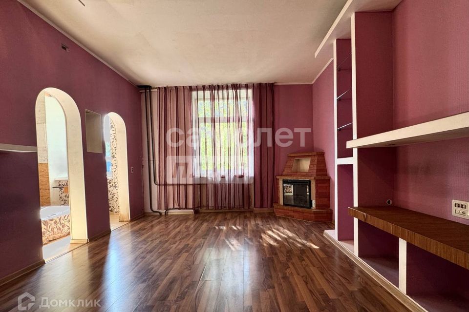 Продаётся 3-комнатная квартира, 61.3 м²