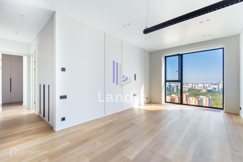 Продаётся 2-комнатная квартира, 80.9 м²