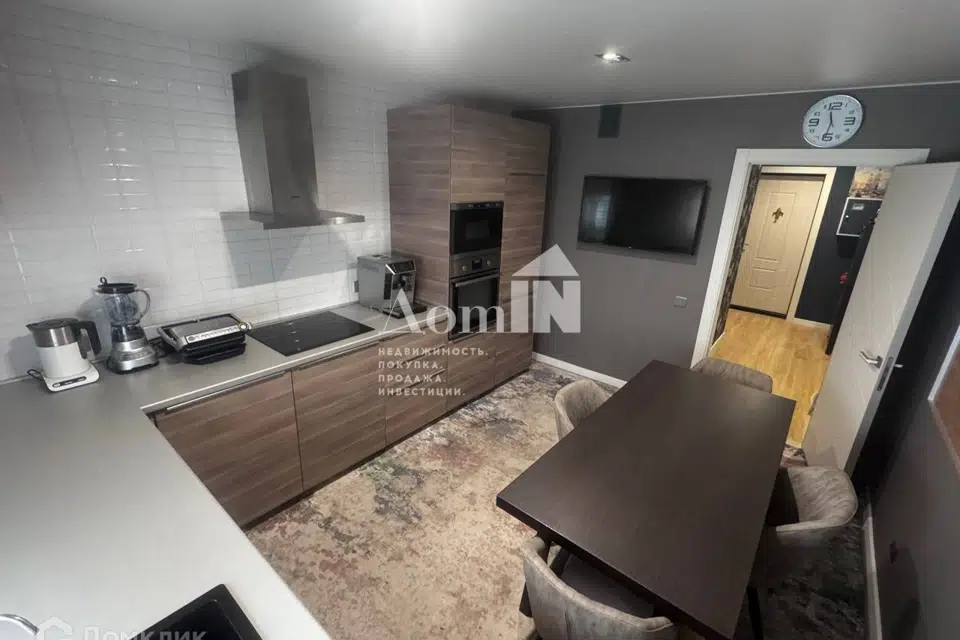 Продаётся 2-комнатная квартира, 57.2 м²