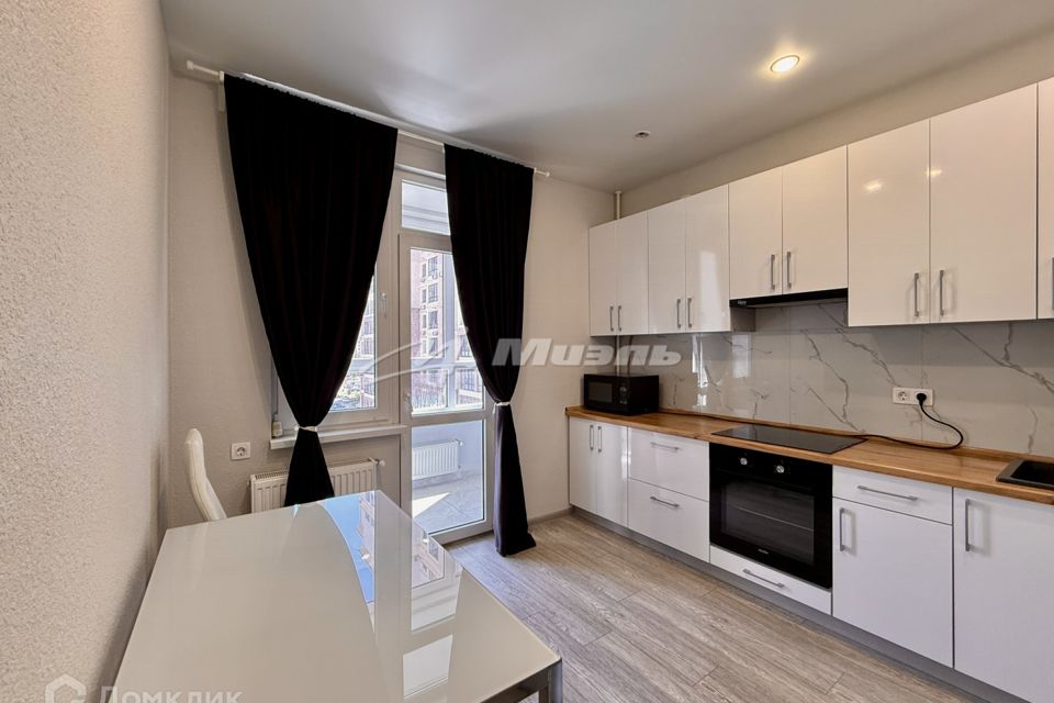 Продаётся 1-комнатная квартира, 39.6 м²