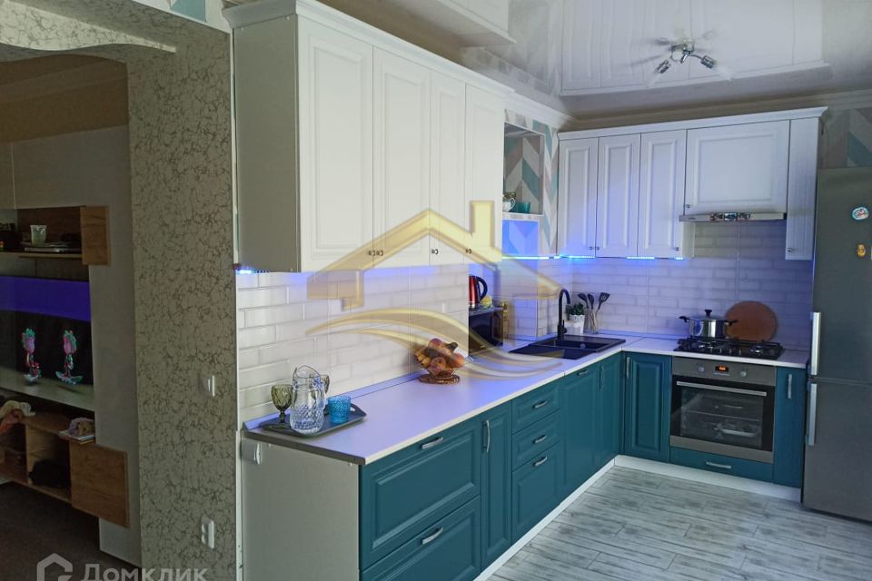 Продаётся 3-комнатная квартира, 54.5 м²