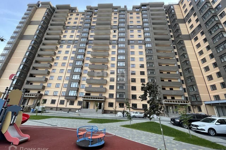 Продаётся 2-комнатная квартира, 62.2 м²