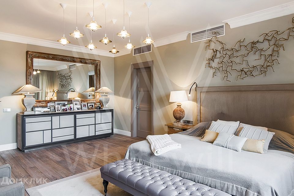 Продаётся 6-комнатная квартира, 408 м²