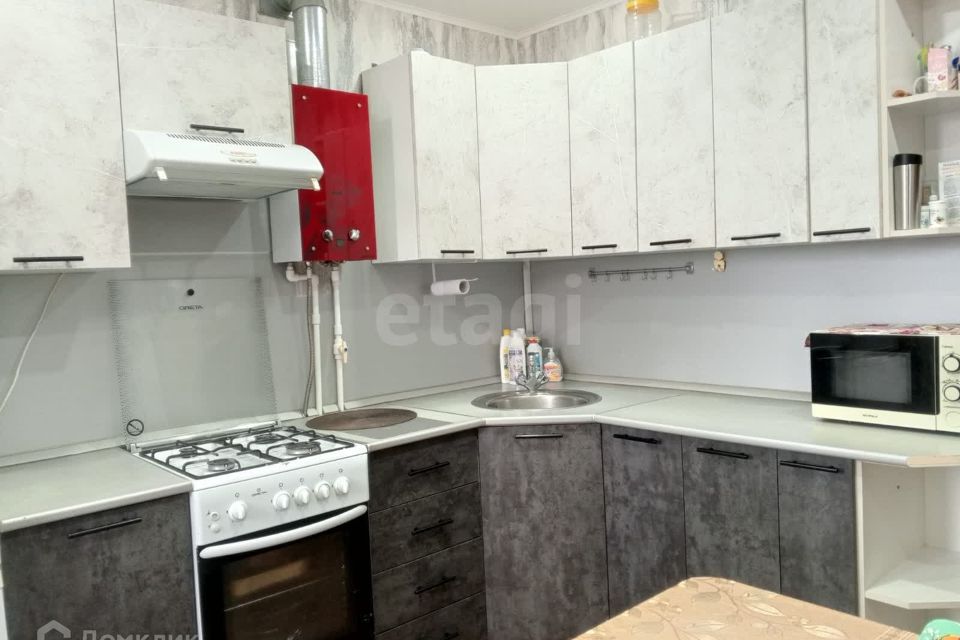 Продаётся 2-комнатная квартира, 48.5 м²