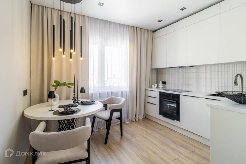 Продаётся 2-комнатная квартира, 79 м²