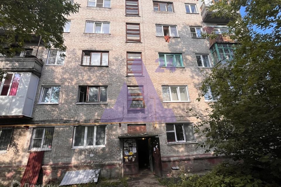 Продаётся комната в 5-комн. квартире, 12 м²