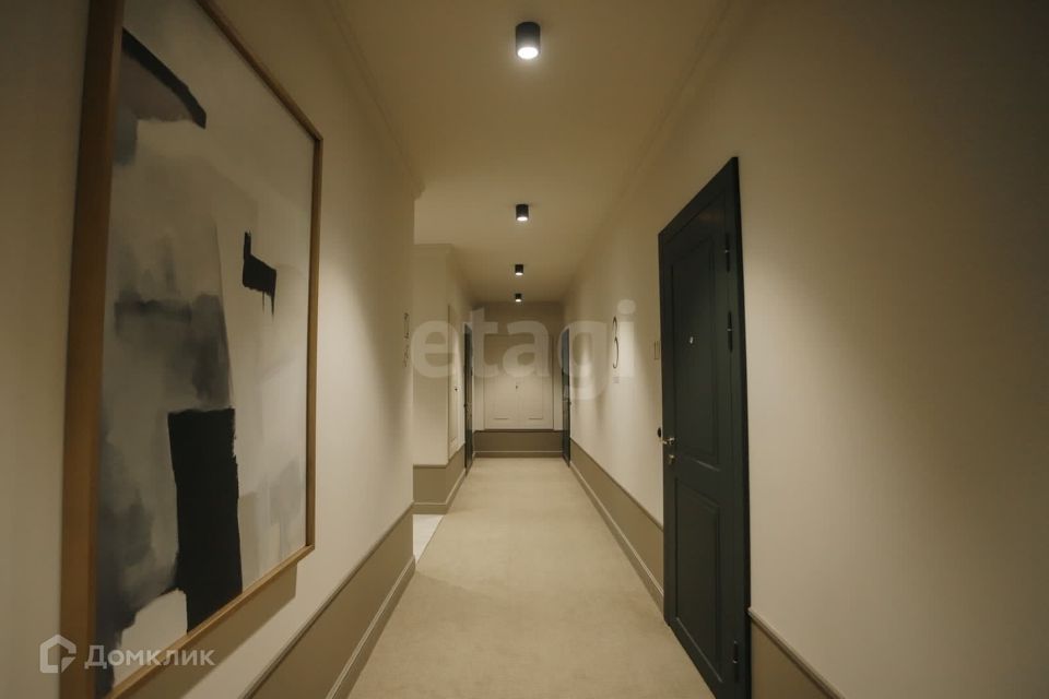 Продаётся 3-комнатная квартира, 110 м²