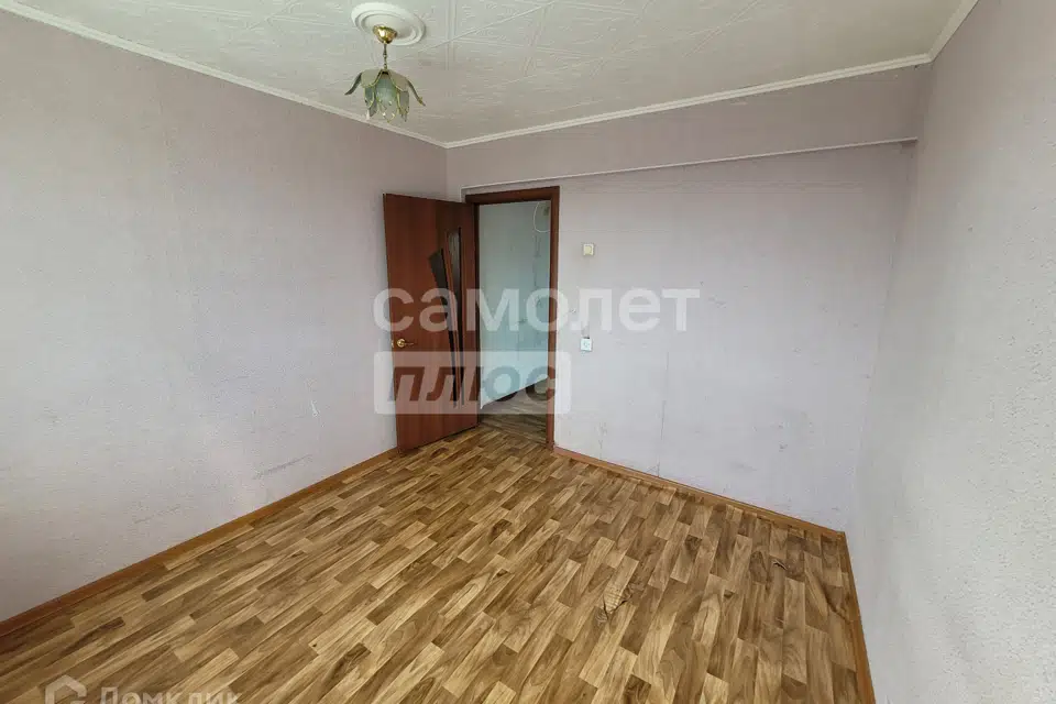 Продаётся 3-комнатная квартира, 52.8 м²
