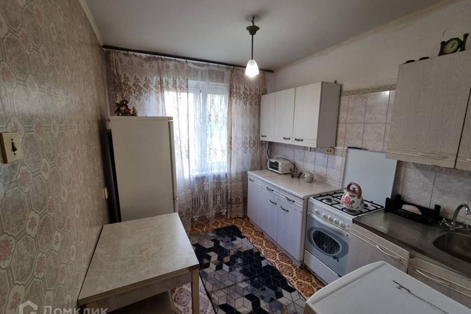 Продаётся 3-комнатная квартира, 64.8 м²