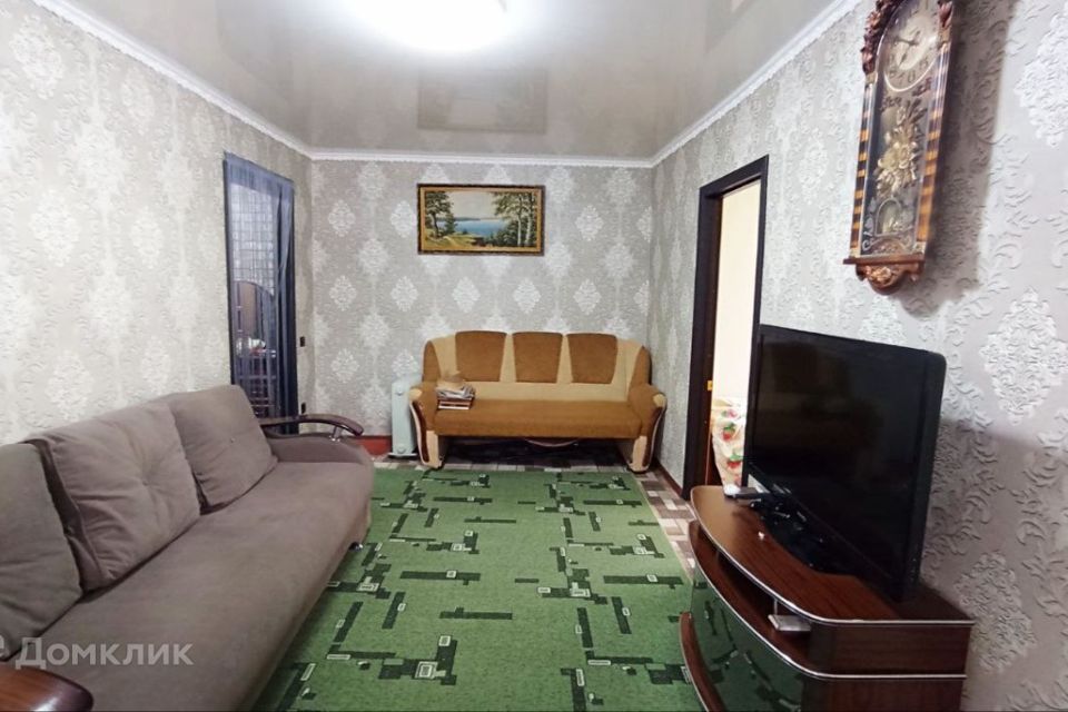 Продаётся 3-комнатная квартира, 42.8 м²