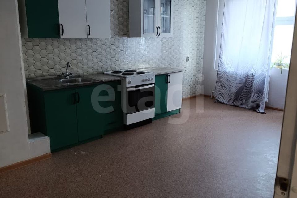 Сдаётся 3-комнатная квартира, 87 м²