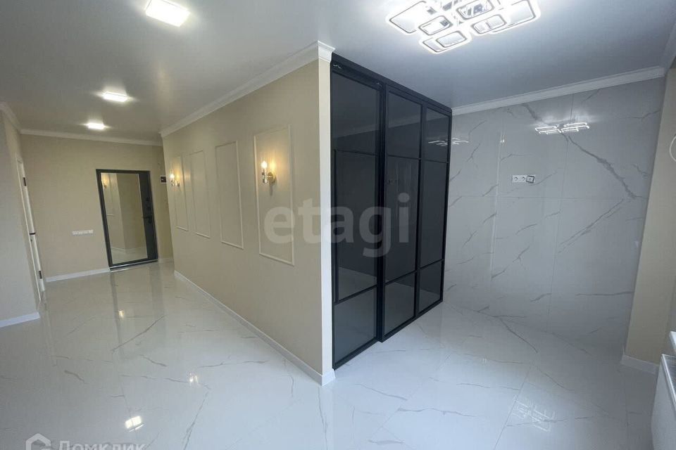 Продаётся 1-комнатная квартира, 48 м²
