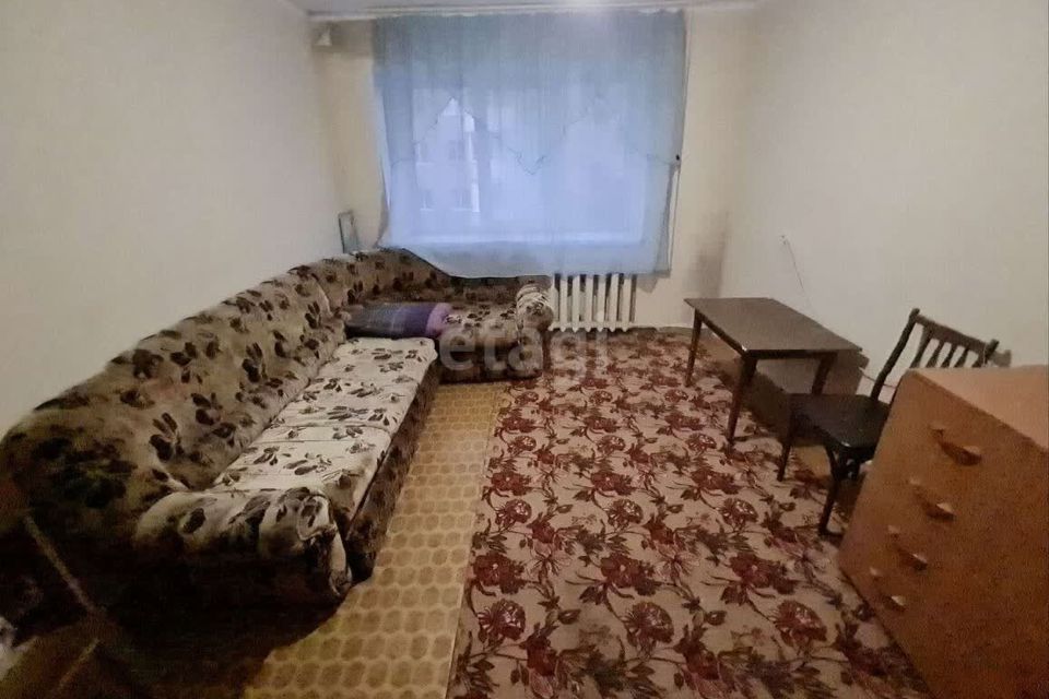Продаётся комната в 1-комн. квартире, 12.4 м²