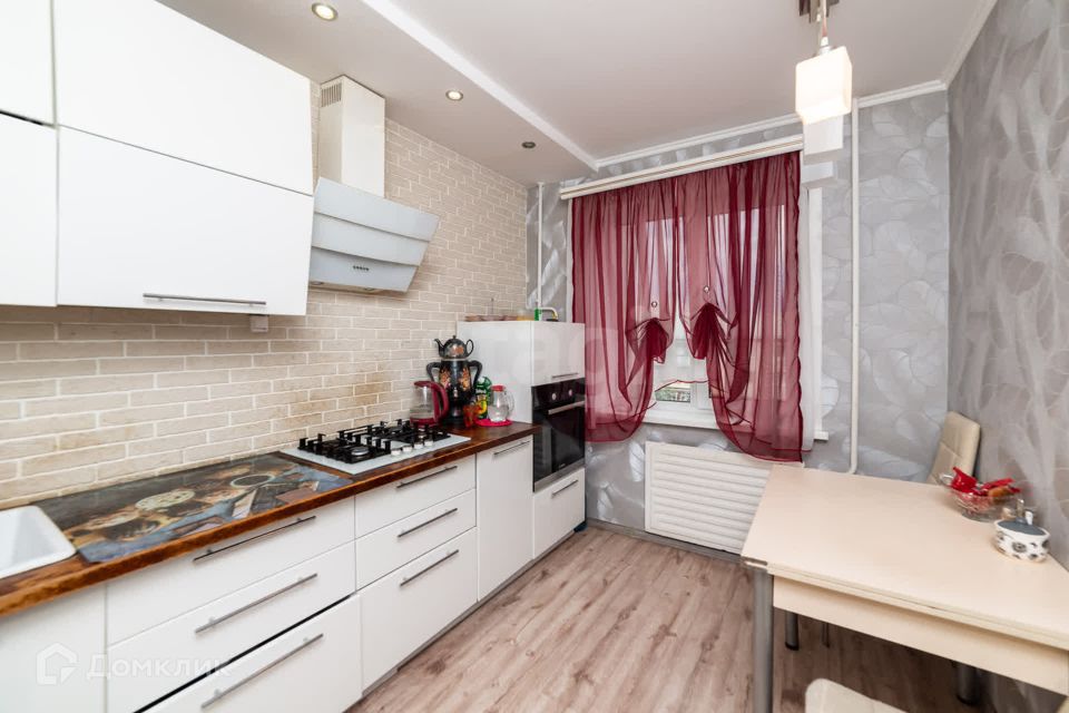 Продаётся 3-комнатная квартира, 62.6 м²