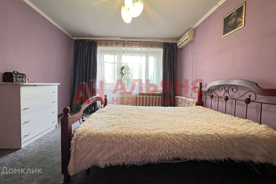 Продаётся 3-комнатная квартира, 75.7 м²
