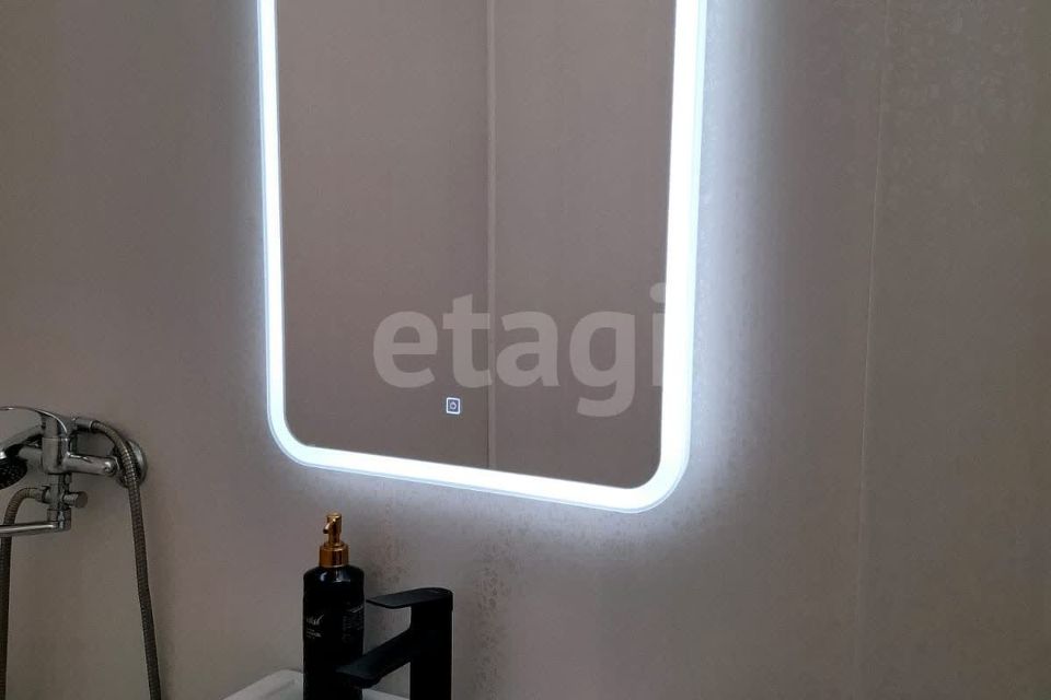Продаётся 1-комнатная квартира, 37.4 м²