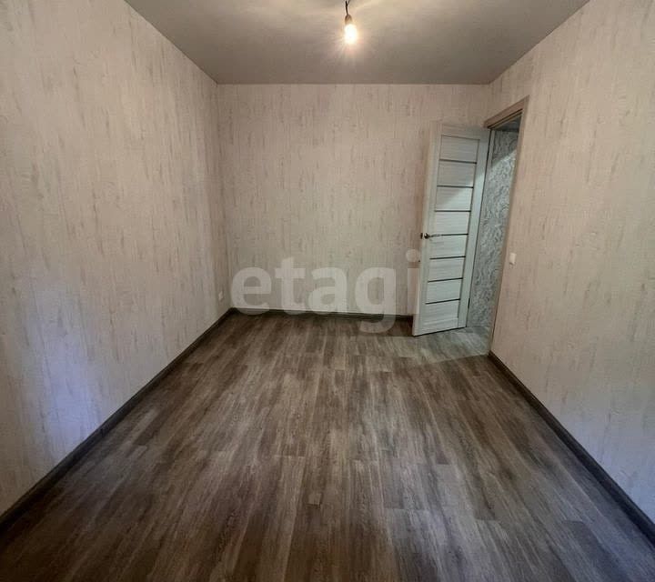 Продаётся 3-комнатная квартира, 56 м²