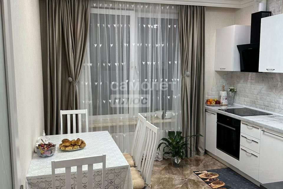 Продаётся 2-комнатная квартира, 55.5 м²