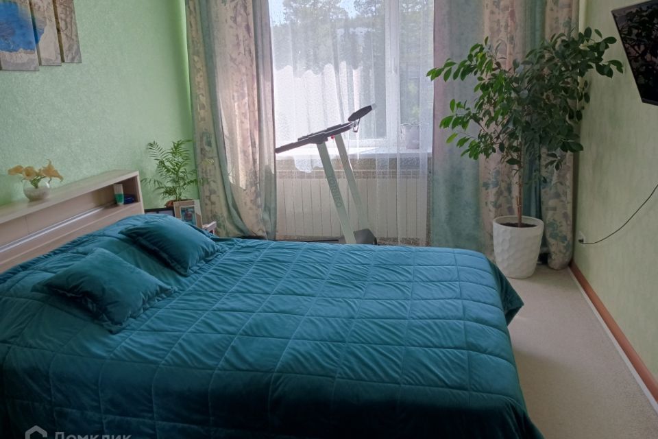 Продаётся 3-комнатная квартира, 61.8 м²