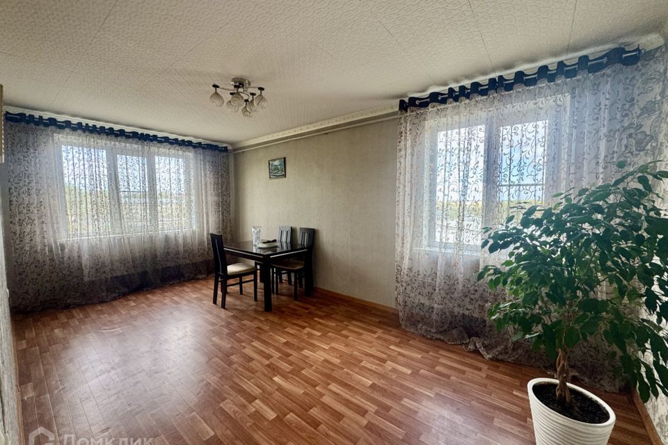 Продаётся 3-комнатная квартира, 71.9 м²