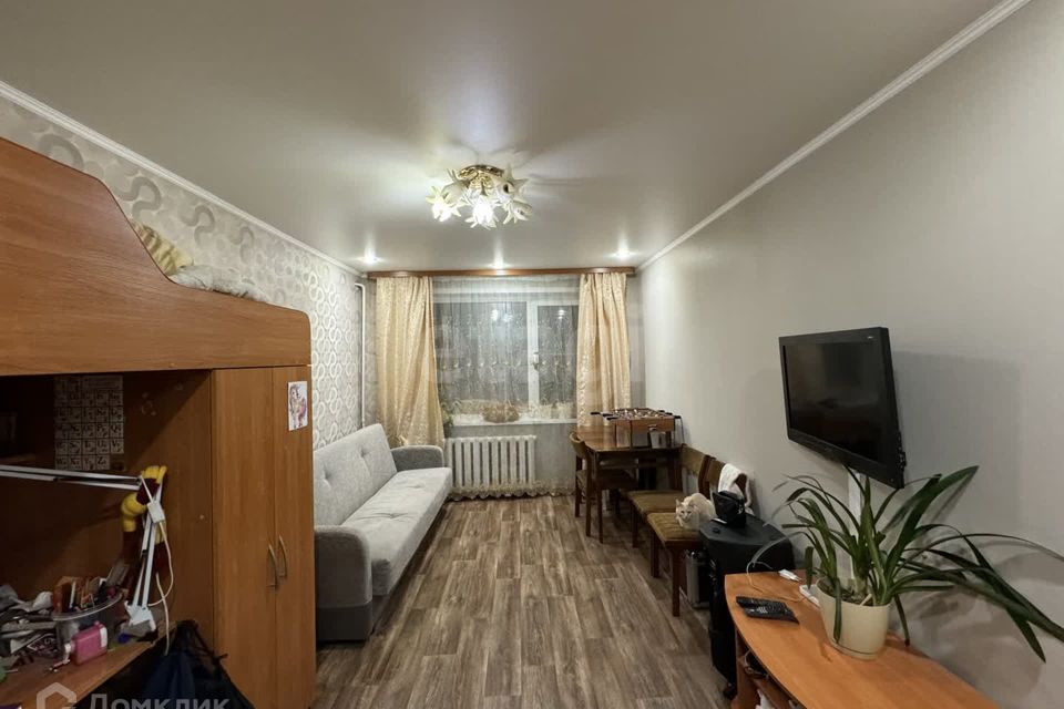 Продаётся 3-комнатная квартира, 61.4 м²