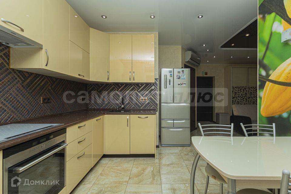 Продаётся 2-комнатная квартира, 62.8 м²