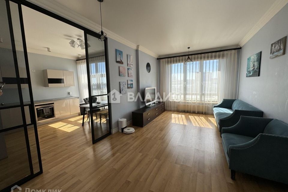 Продаётся 2-комнатная квартира, 100 м²