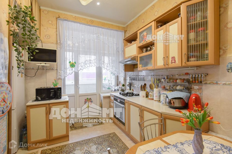 Продаётся 3-комнатная квартира, 70 м²