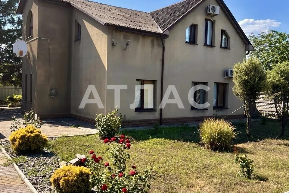 Продаётся 2-этажный дом, 167.4 м²