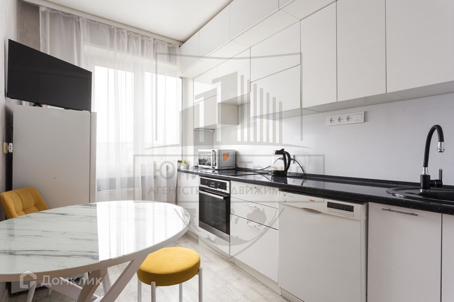 Продаётся 3-комнатная квартира, 61.3 м²