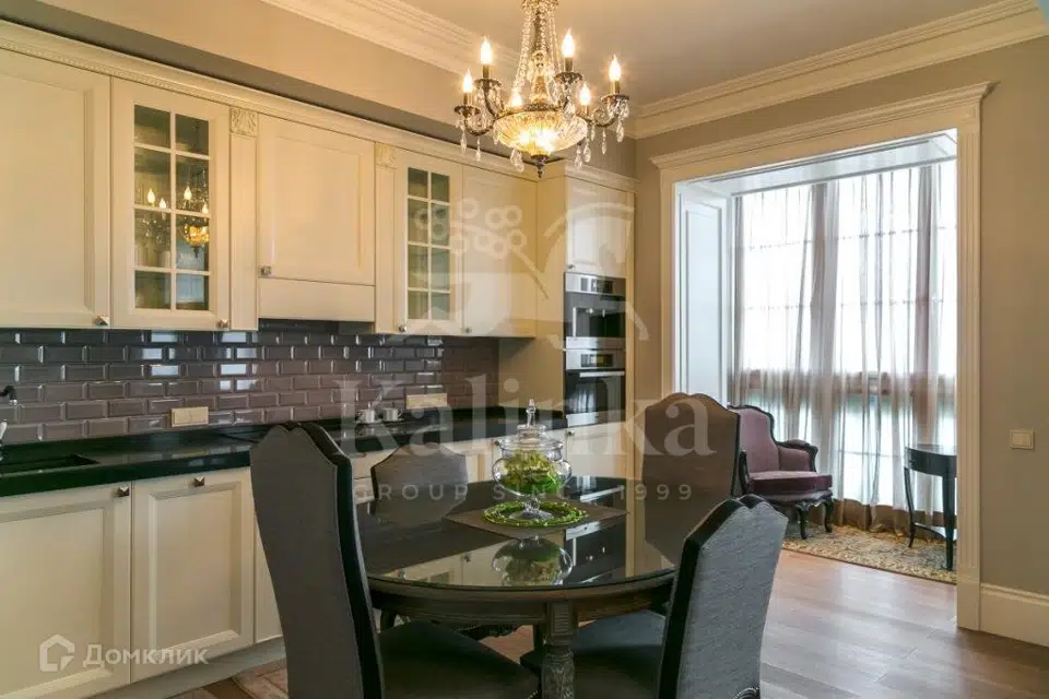 Продаётся 3-комнатная квартира, 100.5 м²